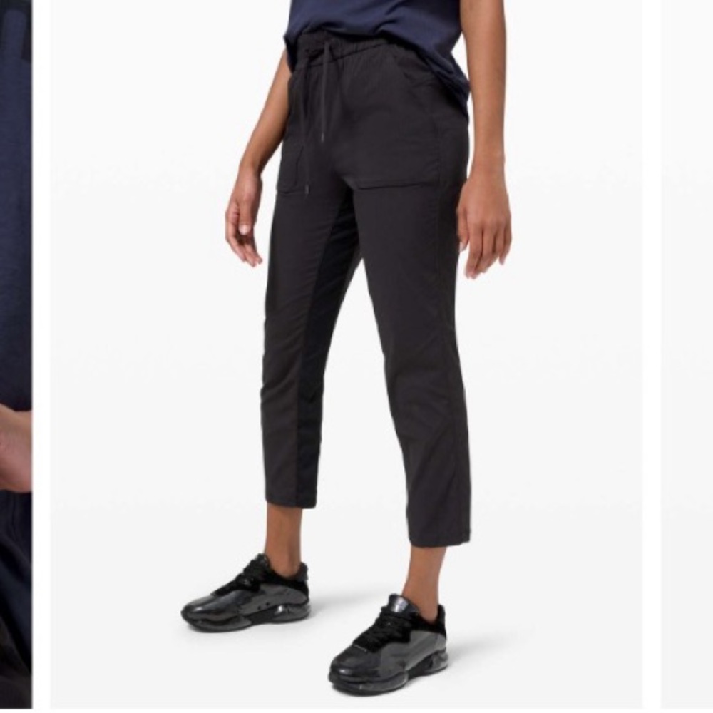 Lululemon Beyond the Studio Pant Slim - Black - Size 8